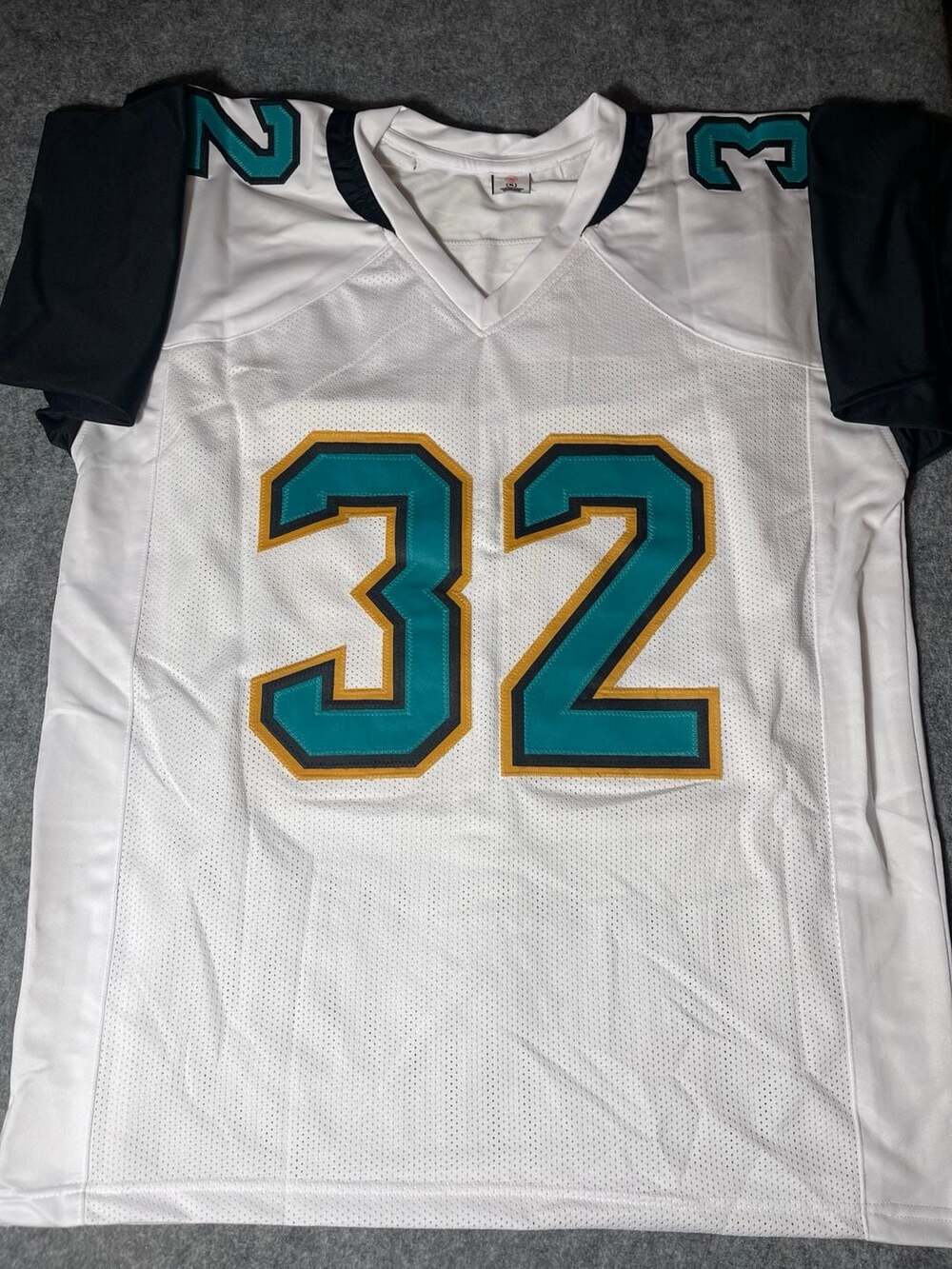 Maurice Jones-Drew Signed Jacksonville Jaguars #32 Jersey JSA Authentication